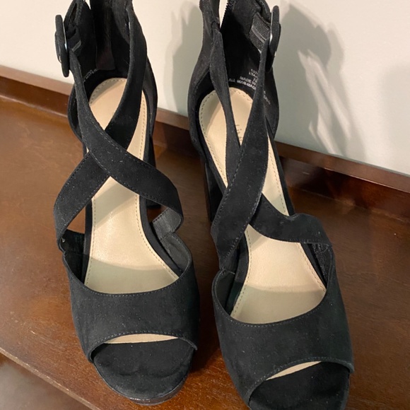 Limelight Lyanna Platform Sandal - Picture 5 of 5